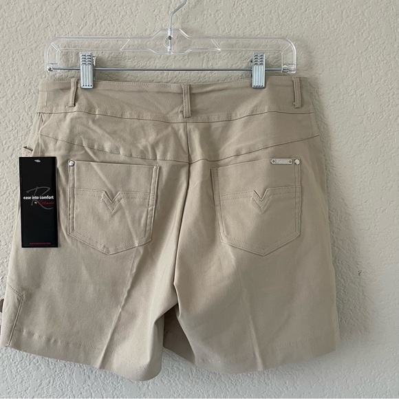 Rekucci Women’s Ease Into Comfort Stretchable Pull-On Slimming Tab Short Size 10 - Picture 2 of 12